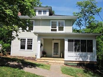 1st image of 105 Fredonia Ave