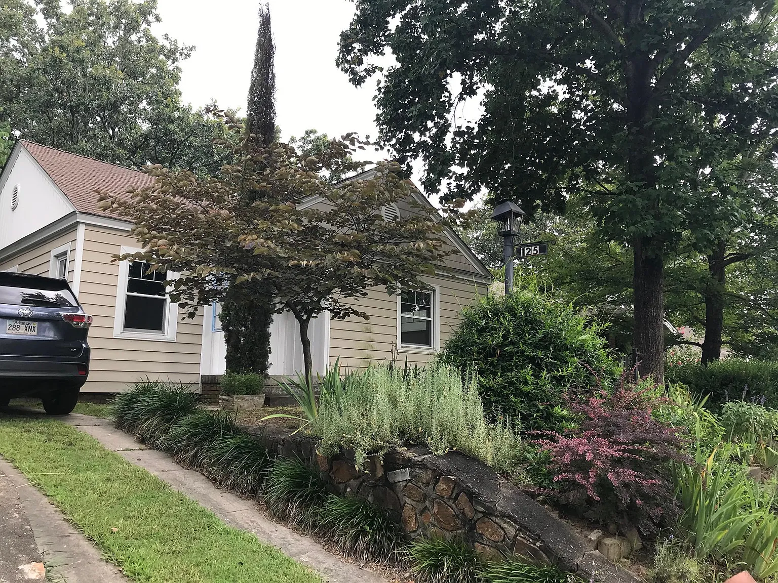 2 bed, 1.5 bath, 1100 sqft, $1,475 — Photo 2