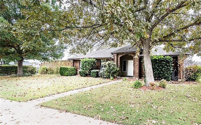 1st image of 4920 Orchard Dr