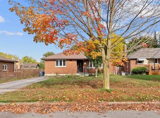 21 Louisa Dr, Guelph, ON N1E4T4