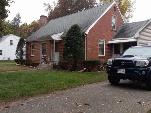 66 Primrose St, Springfield, MA 01151