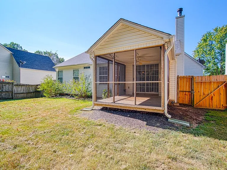 17 Waterfield Ct — Photo 12