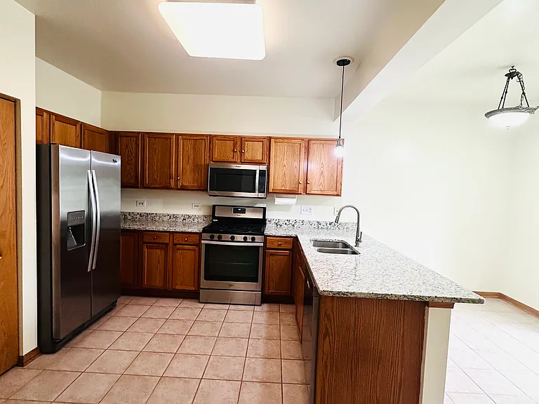 315 Bay Dr — Photo 10