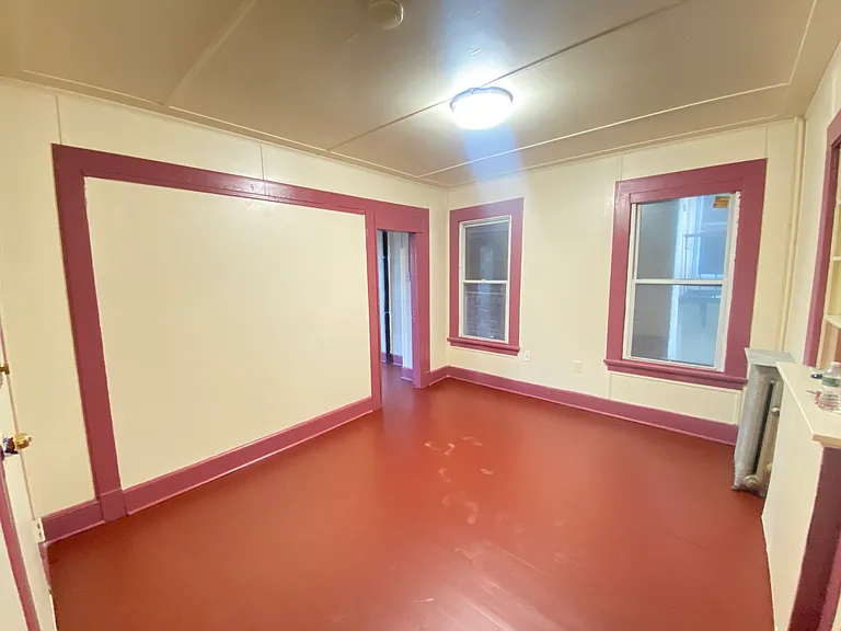 491 Stuyvesant Ave #2 — Photo 3