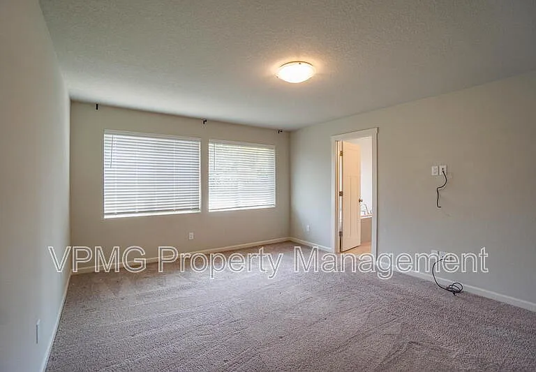 11603 NE 138th Ave — Photo 29
