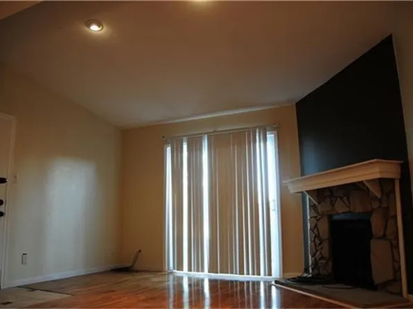 6001 Reims Rd APT 1202, Houston, TX 77036