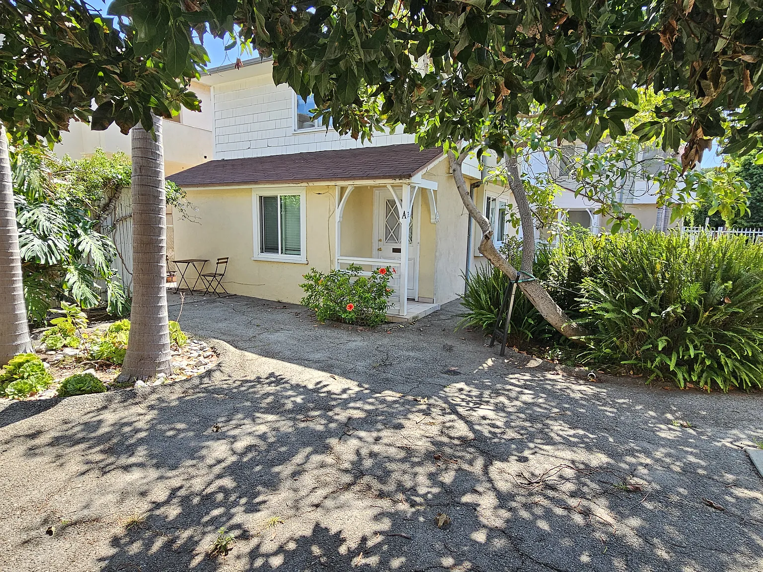 1 bed, 450 sqft, $2,200 — Photo 2