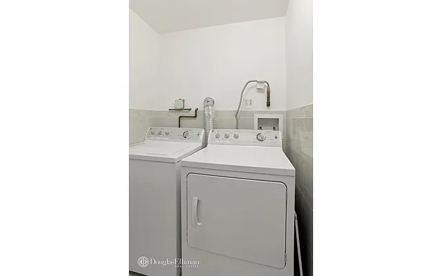 Sold by Douglas Elliman | media 22