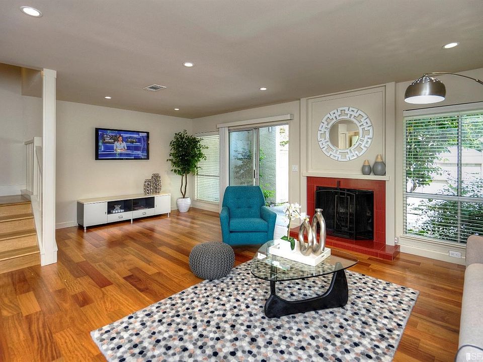 1st image of 19415 Vineyard Ln