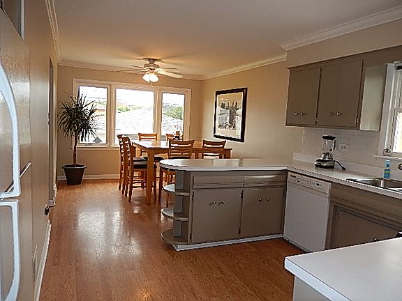 3rd image of 10109 S Karlov Ave