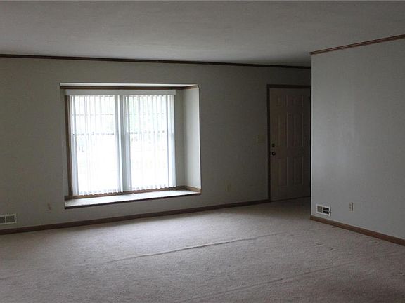 4th image of 12211 Tarpon Dr