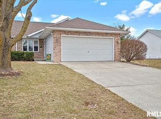 5238 Carlton Dr, Springfield, IL 62703