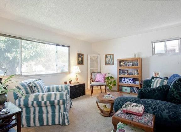 2nd image of 2619 Moraine Dr
