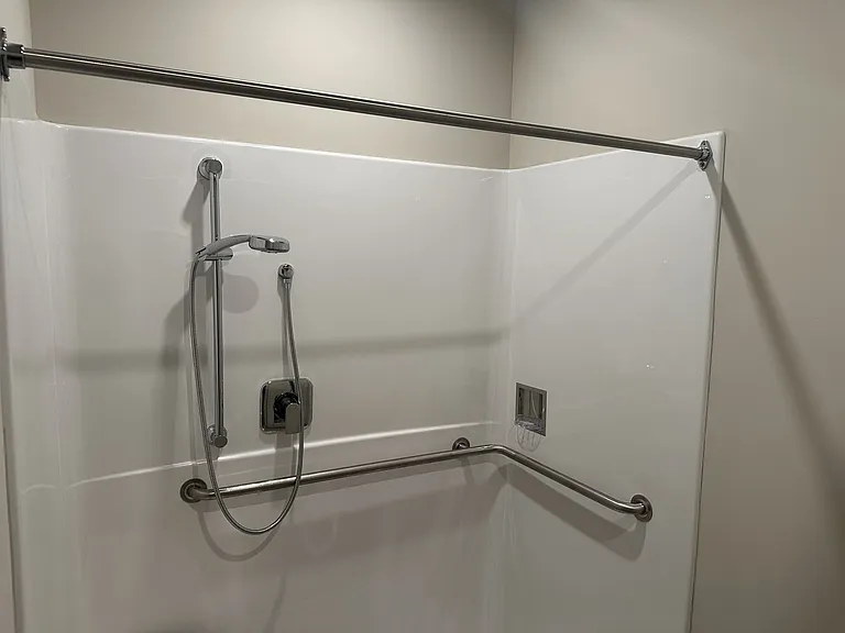 4 Laurel Hill Dr #3 — Photo 11