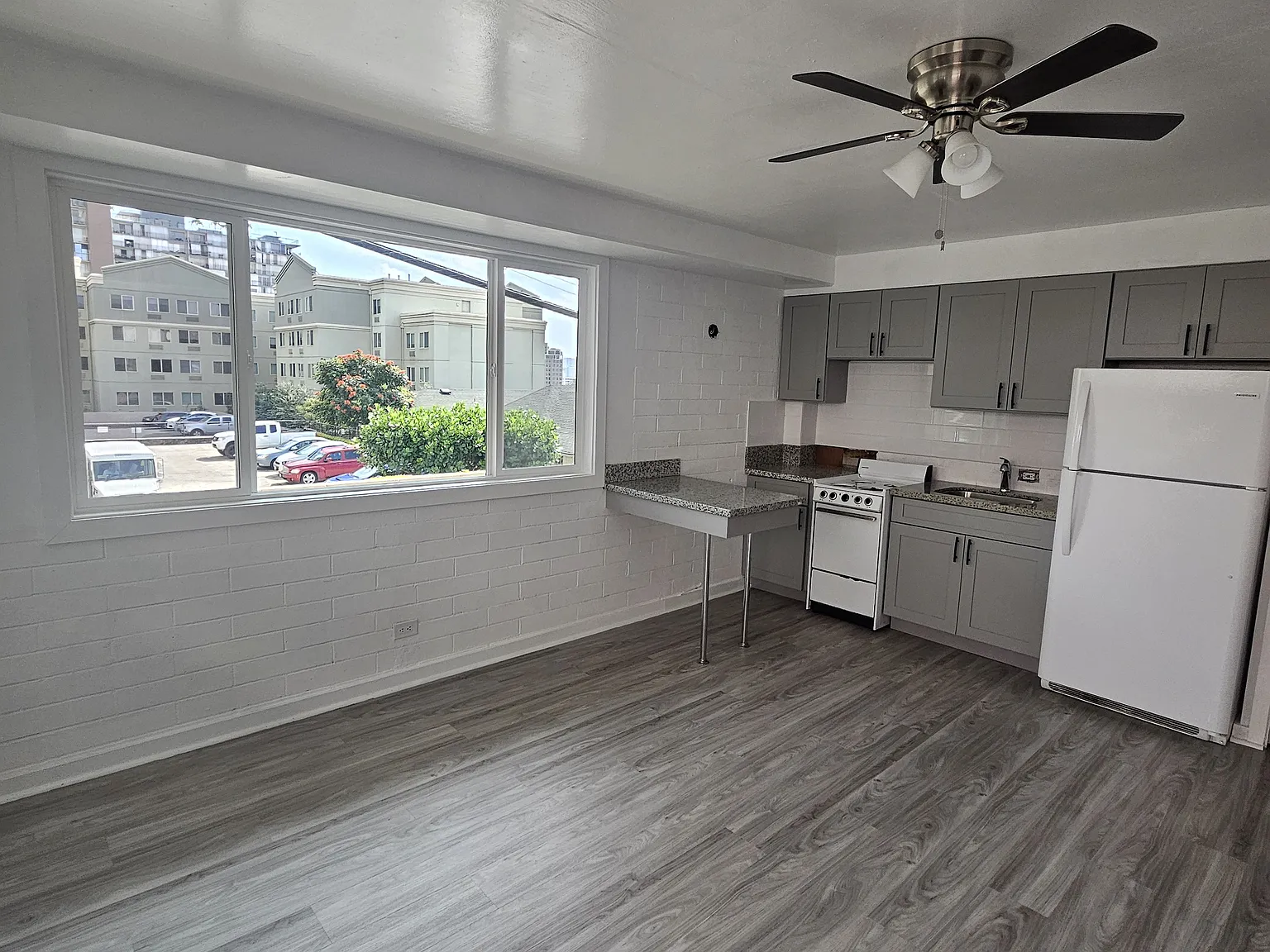 1 bed, 600 sqft, $1,700 — Photo 2