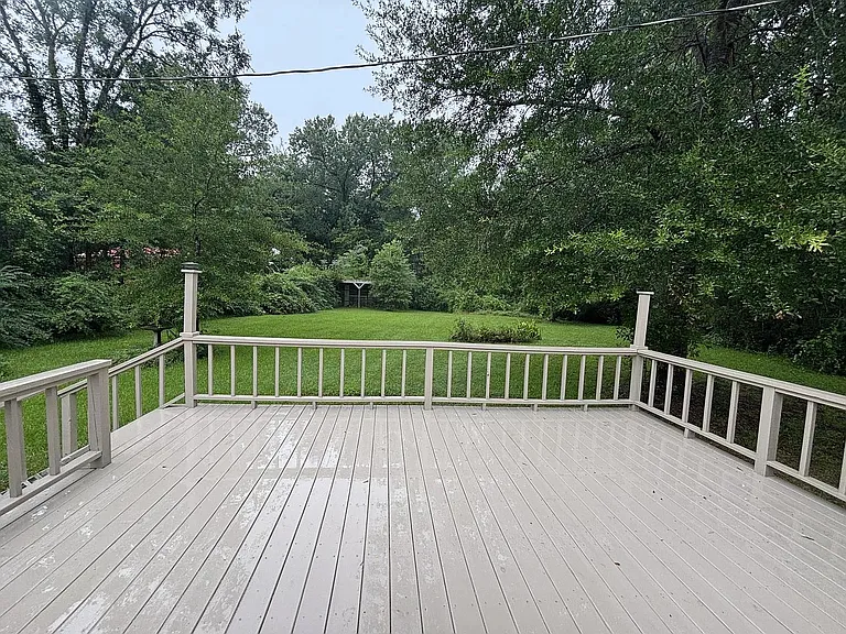 1705 Lotus Ln — Photo 10