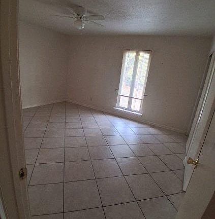 3rd image of 5708 N Palafox Hwy #G