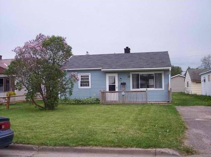 1st image of 812 E 8th Ave