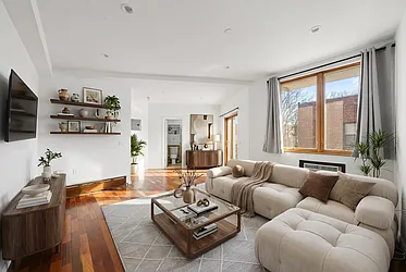 166 Kingsland Avenue, #2B