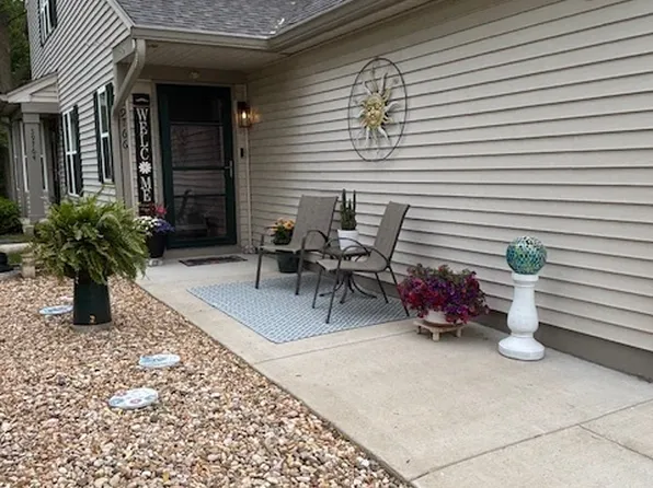 39766 N Tee Side Ct #39766, Antioch, IL 60002