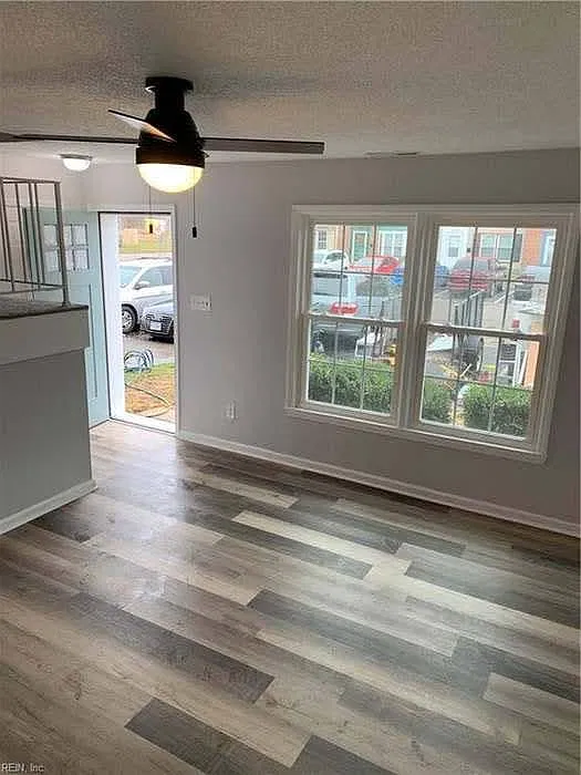 1313 White Birch Ln — Photo 3