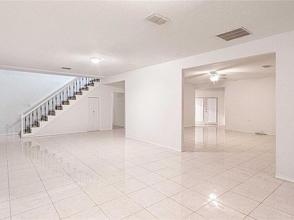 5th image of 1068 Cielo Springs Dr