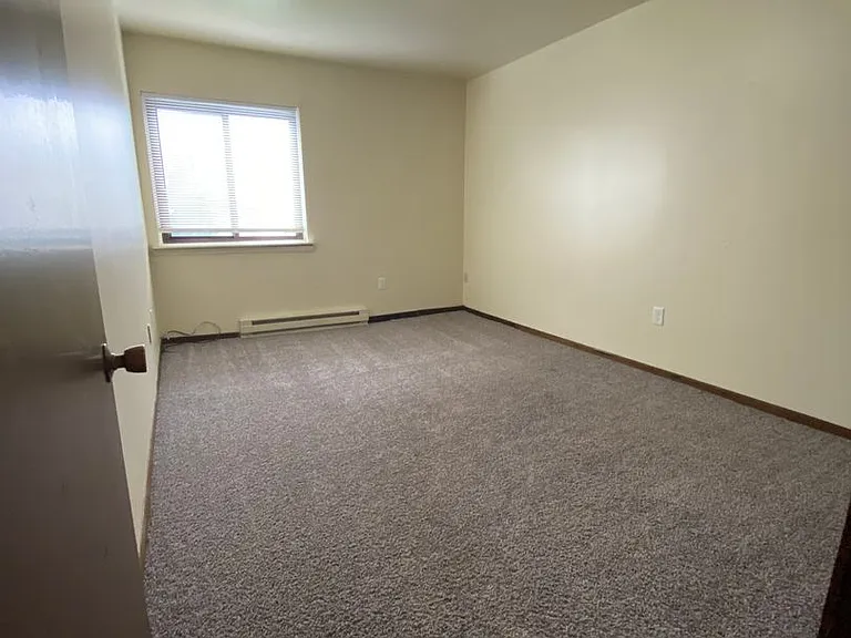 5021 Byrd Ave — Photo 8