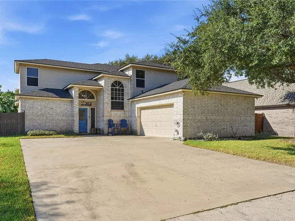 302 Long Point Dr, Portland, TX 78374