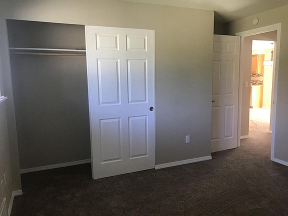 5th image of 7610 Henderson Blvd SE