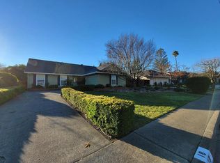 18 San Benito Way, Novato, CA 94945