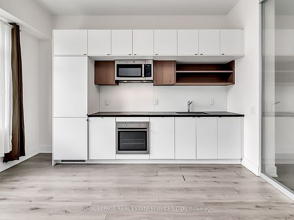 4th image of 111 Saint Clair Ave W #326