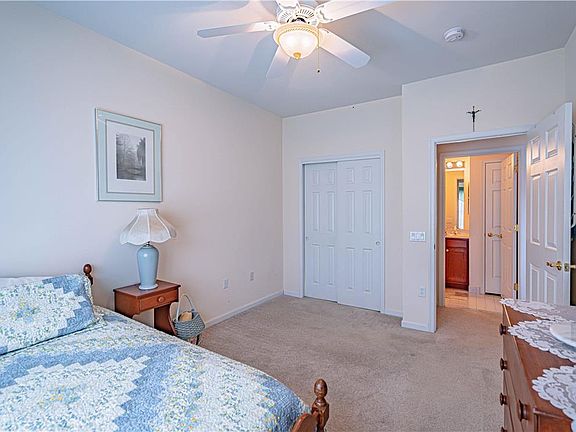 5th image of 6 Kent Ln