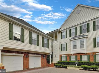 25252 Riffleford Sq UNIT 101, South riding, VA 20152