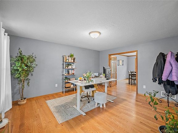 4th image of 1503 Lundahl Ct