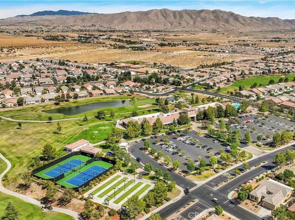 19269 Galloping Hill Rd, Apple Valley, CA 92308