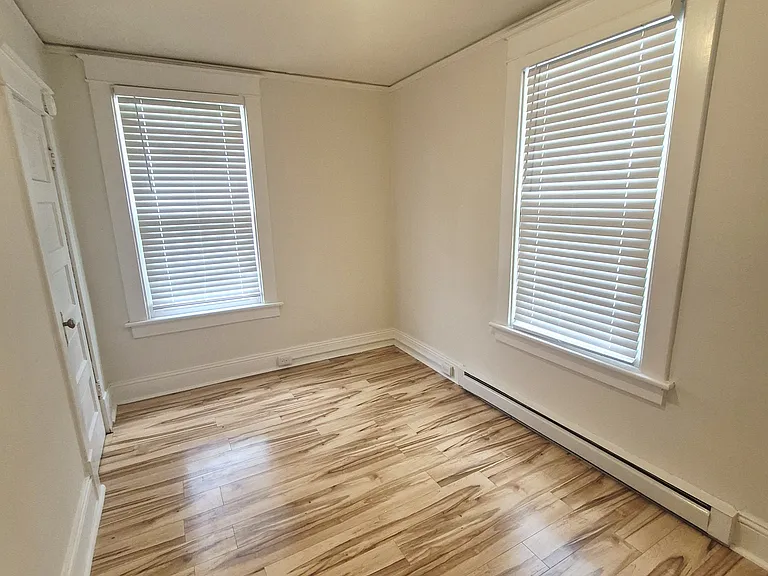 110 Phelps Rd #B — Photo 15