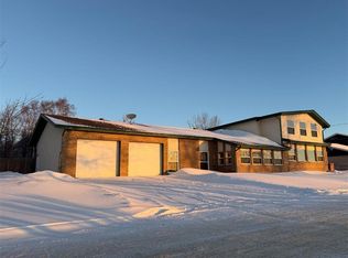 74 Nunn St, La Ronge, SK S0J1L0