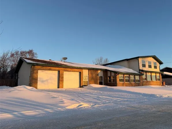 74 Nunn STREET, La Ronge, SK S0J 1L0