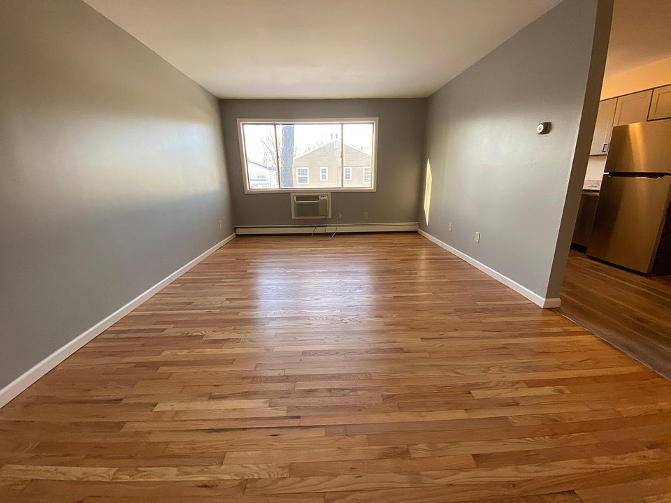 797 Sergeant Palmateer Way Wappingers Falls, NY, 12590 Apartments for