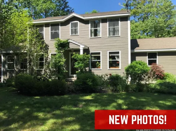 17 Northern Oaks Dr, Raymond, ME 04071