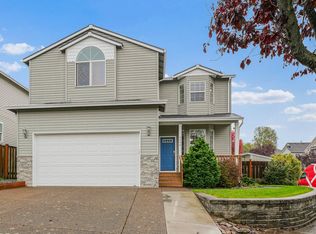 2098 SE Williams Dr, Gresham, OR 97080