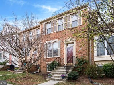 4241 Sleepy Lake Dr, Fairfax, VA, 22033