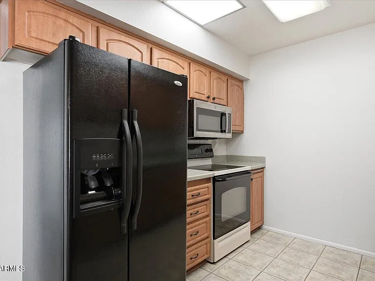 9907 W Cedar Dr — Photo 5