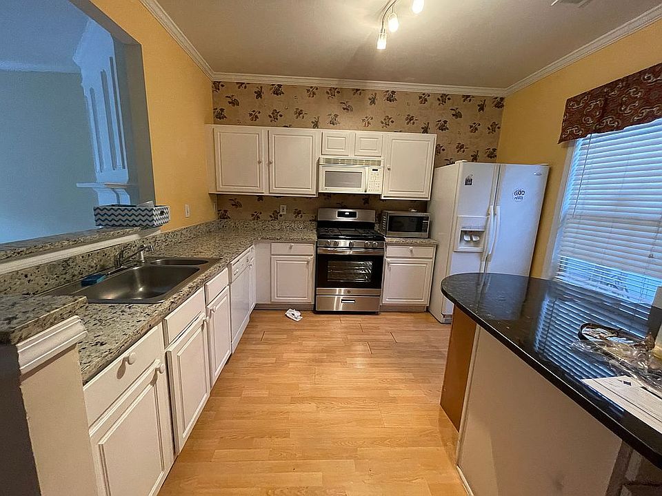 1st image of 4645 Valais Ct Unit 127