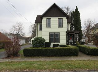 20 Park St, Springville, NY 14141