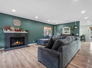 215 Henrietta Ct, San Diego, CA 92114