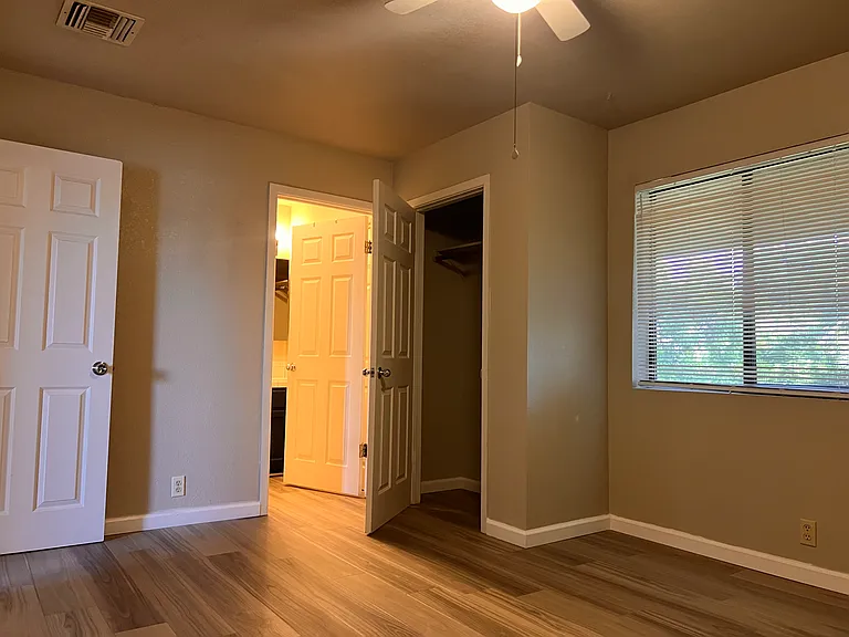 1101 South Ave #C-F — Photo 16