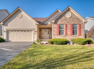 874 Oak Ridge Blvd, Elgin, IL 60120