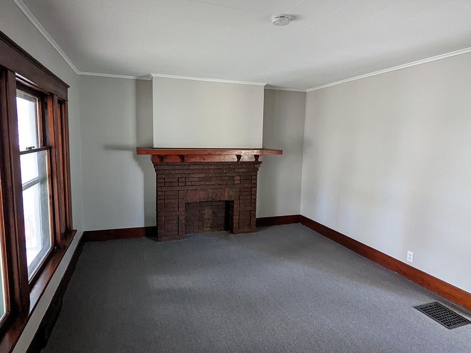 1st image of 85 Heussy Ave APT 1