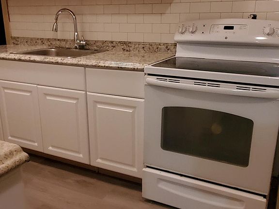 3rd image of 532 Cannon St APT 1